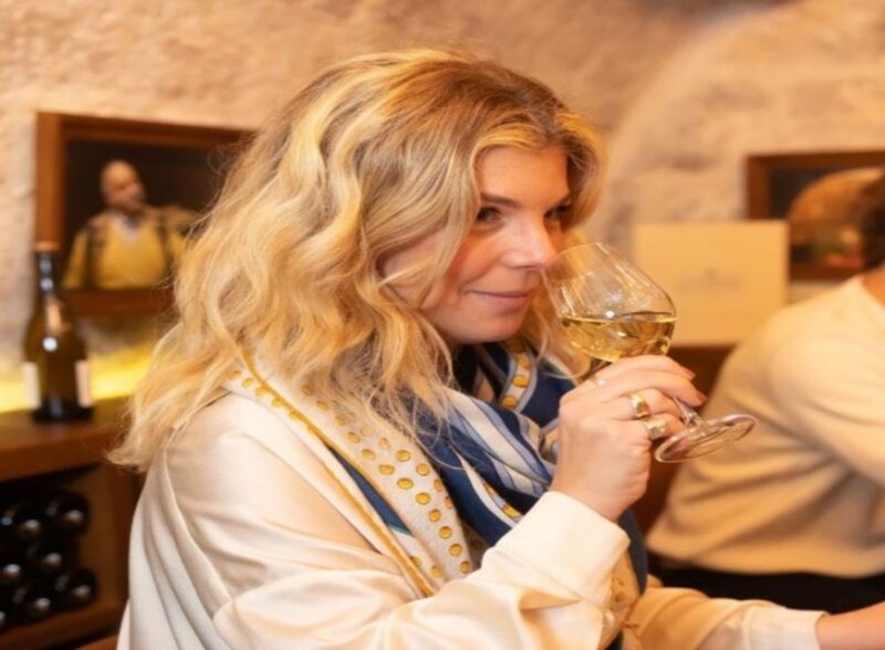 Bordeaux: Grand Cru Classified Wine Tasting With Local Sommelier - Terroir and Grape Varieties