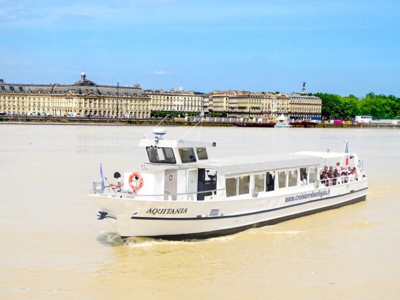 Bordeaux: Guided River Cruise - Experience Description