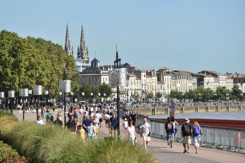Bordeaux: Guided Walking Tour - Highlights