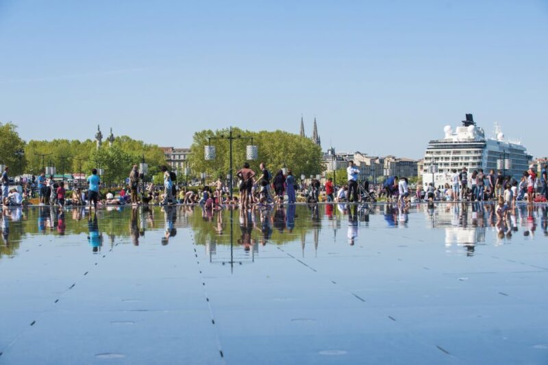 Bordeaux: Guided Walking Tour - Tour Description