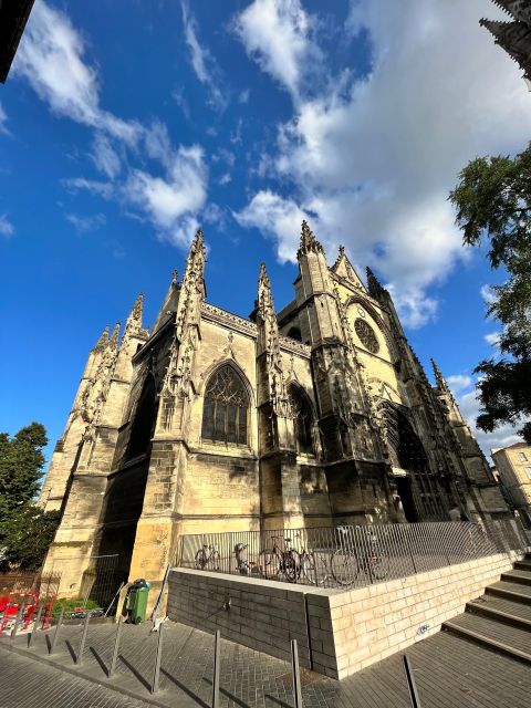Bordeaux: Highlights Walking Tour With Wine & Cheese Tasting - Taste Delightful Wine and Cheese