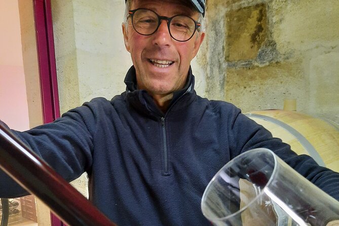 Bordeaux Médoc Region Private Wine Lovers Tour With Chateau Visits & Tastings - Uncover the Secrets of Winemaking