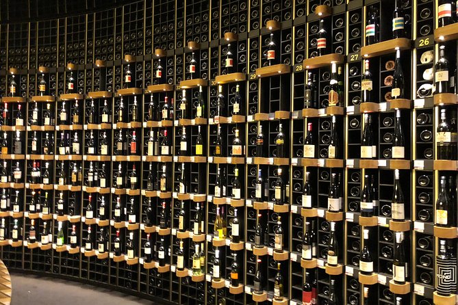 Bordeaux Old Town & Market Local Food With Wine Tastings Tour - Accessibility and Additional Information