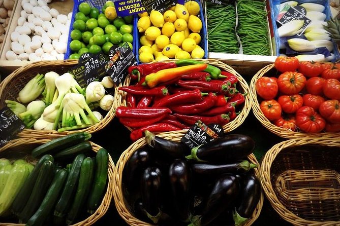 Bordeaux Old Town & Market Local Food With Wine Tastings Tour - Dietary Preferences and Multilingual Participants