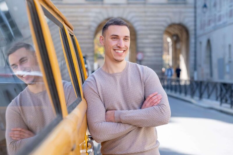 Bordeaux: Photoshoot Experience - Language Support