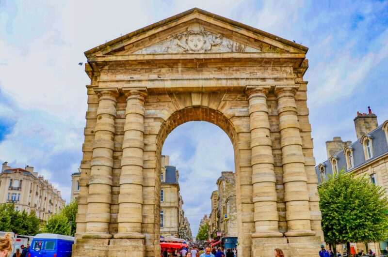 Bordeaux: Private Exclusive History Tour With a Local Expert - Just The Basics