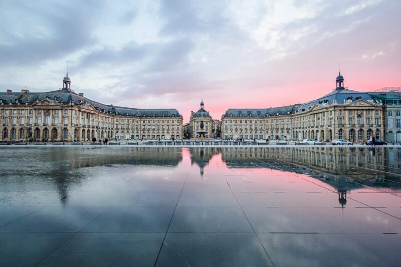 Bordeaux Private Guided City Tour - Key Points