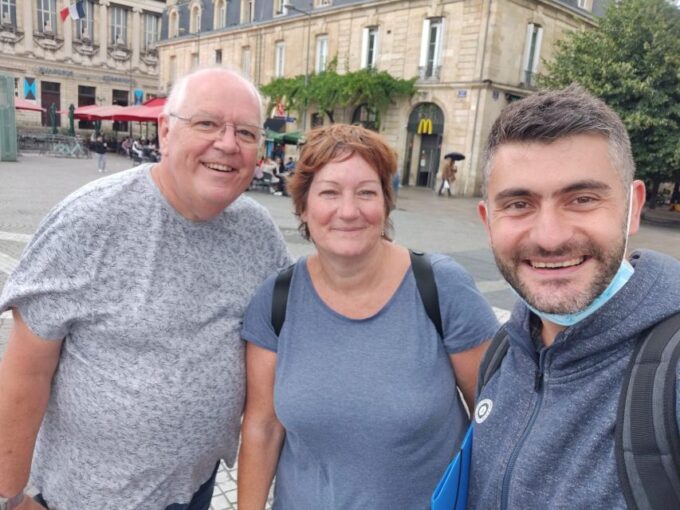 Bordeaux: Private Guided Walking Tour & Cite Du Vin - Booking and Cancellation Policy