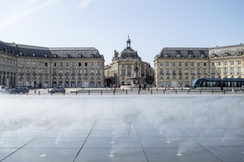 Bordeaux - Private Historic Walking Tour - National Opera