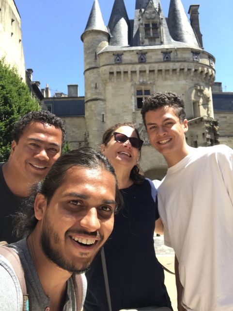 Bordeaux: Private Walking Tour + Glass of Bordeaux Wine - Explore Cathedral of Bordeaux
