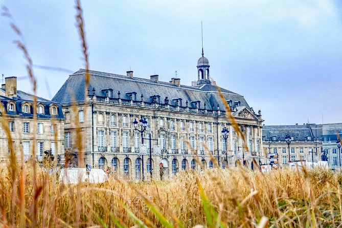 Bordeaux: Small-Group or Private City Highlights Photo Tour - Guided Storytelling and Photography