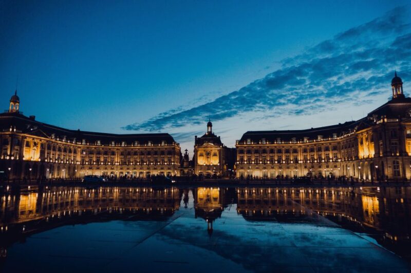 Bordeaux: Unlimited 4G Internet in the EU With Pocket Wi-Fi - Wheelchair Accessibility