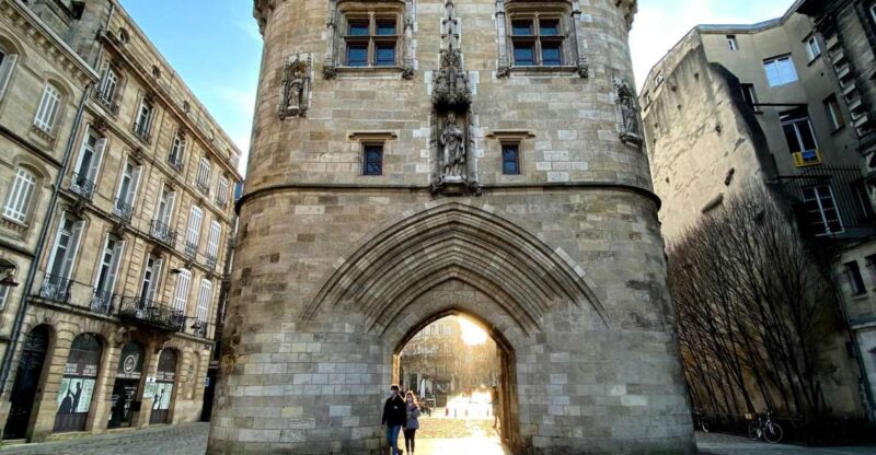 Bordeaux: Unusual Visits to the Pearl of Aquitaine - Tour Duration and Availability