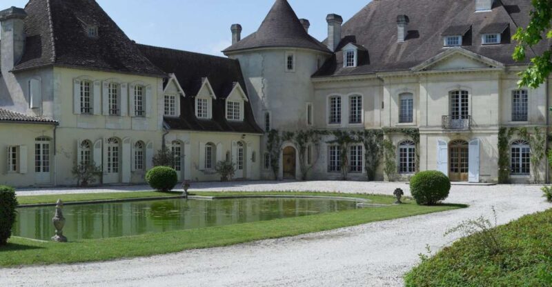 Bordeaux: Vineyard off the Beaten Track With Wine Tasting - Key Points