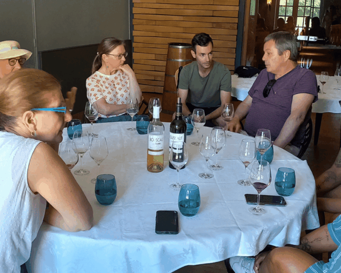 Bordeaux Wine Tour: 2 Wineries & Wine Tastings (Red & White) - Frequently Asked Questions