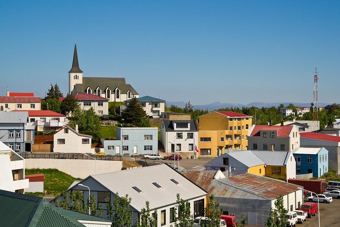 Borgarfjörður - Comfortable Transportation and Amenities