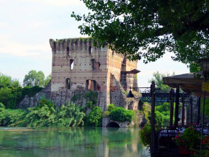 Borghetto Sul Mincio: Town Highlights Walking Tour - Highlights of the River Mincio