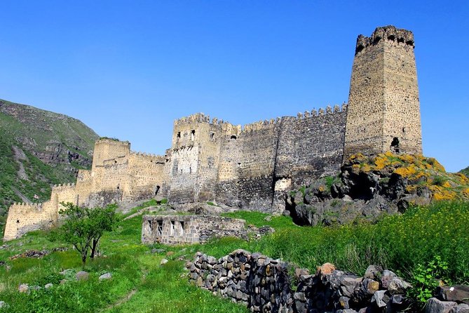 Borjomi - Rabati - Vardzia. Private Day Tour From Kutaisi - Transportation and Accessibility
