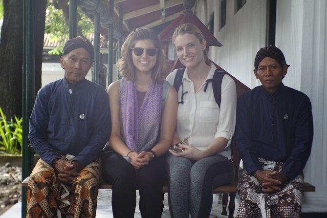 Borobudur Climb To The Top, Prambanan Temple, Yogyakarta Palace - Tour Details