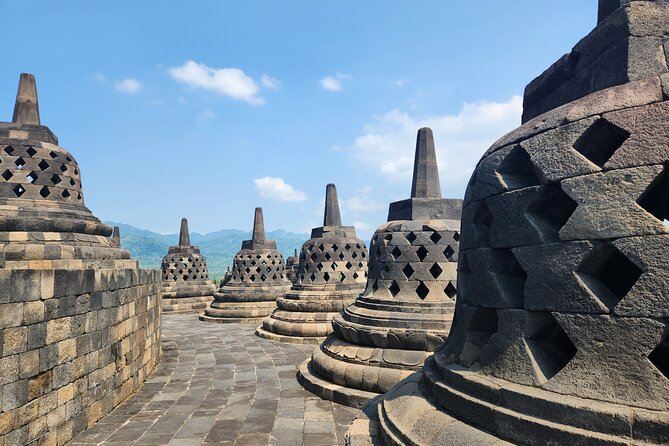 Borobudur Climb to The Top & Prambanan Tour From Yogyakarta - Getting to Yogyakarta