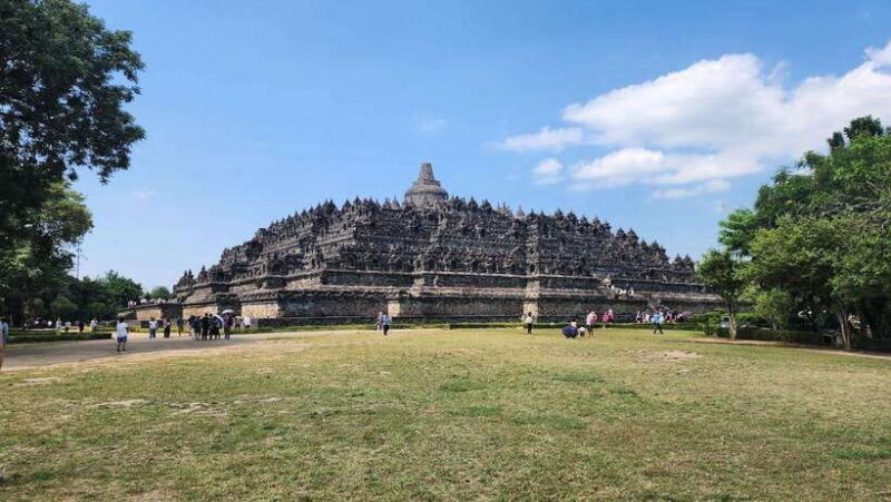 Borobudur & Exploring Mountain - Experience Details