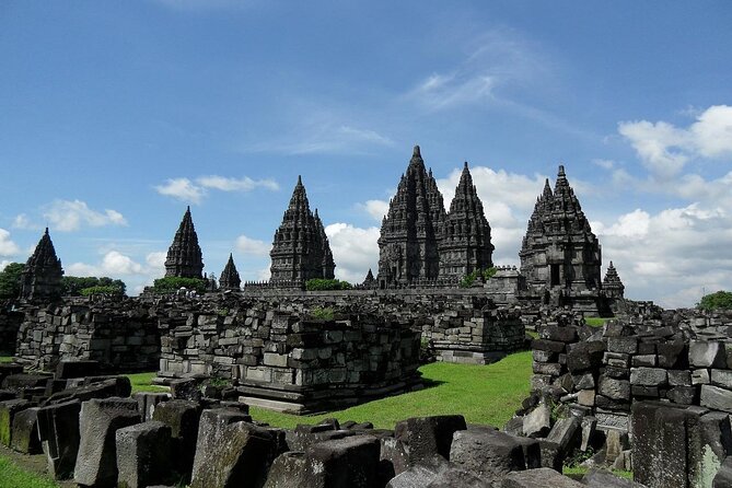 Borobudur (Full Climb Up Access) And Prambanan Temples Day Tour - Tour Inclusions and Amenities