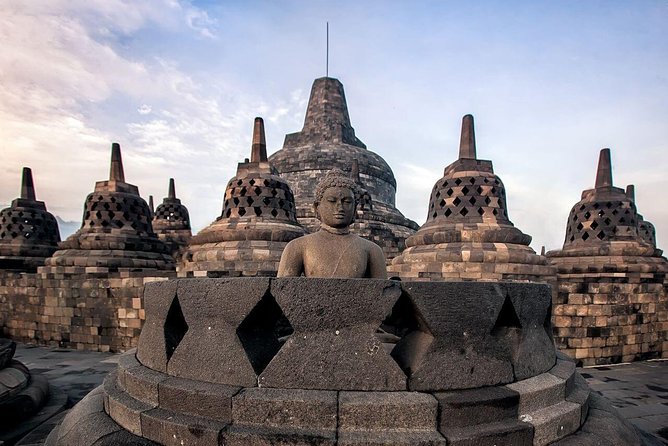 Borobudur Sunrise And Prambanan Temples Tour (PRIVATE TOUR) - Exploring Prambanan Temples