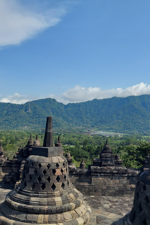 Borobudur Sunrise From Setumbu Hill, Merapi & Prambanan Tour - Key Points