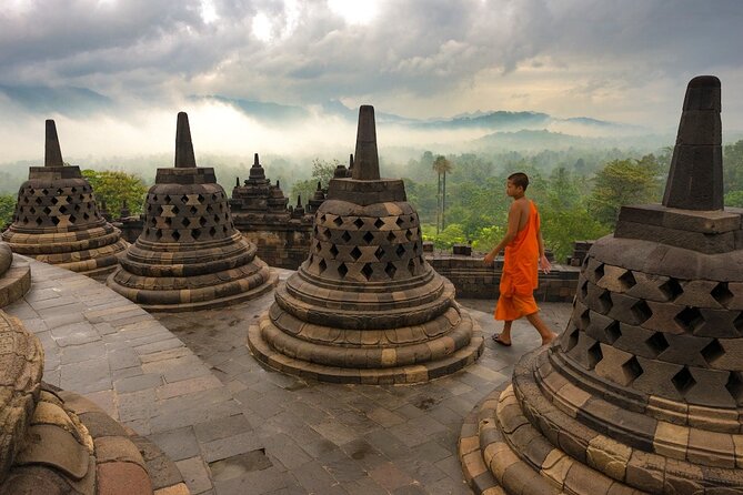 Borobudur Sunrise From Setumbu Hill, Merapi Volcano, Prambanan One Day Tour - Borobudur Temple
