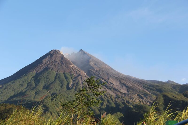 Borobudur Sunrise, Merapi Jeep Tour, and Prambanan - Pawon and Mendut Temples