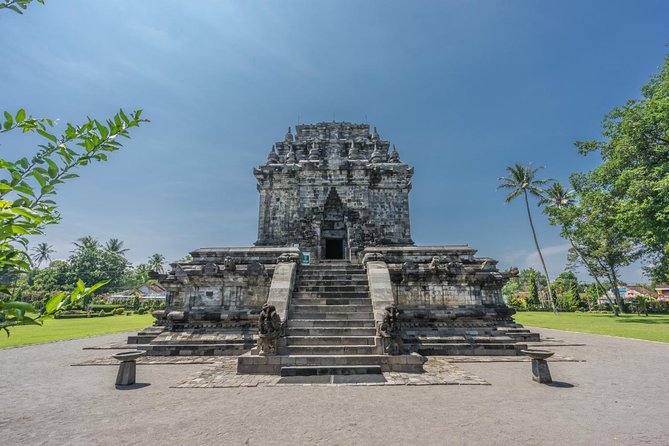 Borobudur Temple Half Day Tour From Yogyakarta - Exploring Mendut and Pawon