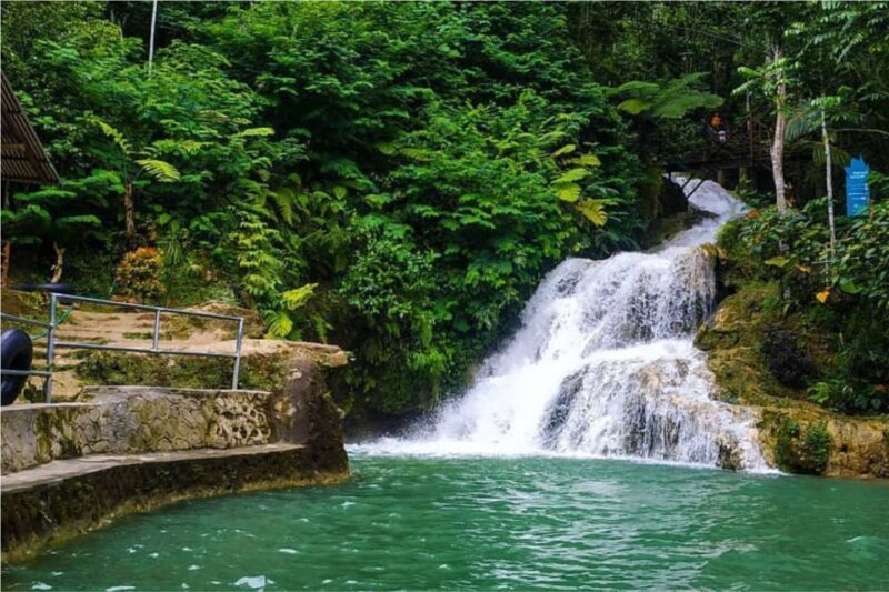 Borobudur Temple, Waterfall & Kalibiru National Park Trip - Important Information