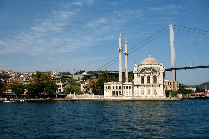 Bosphorus and Black Sea Half-Day Cruise From Istanbul Included Guide and Lunch - Inclusions and Exclusions