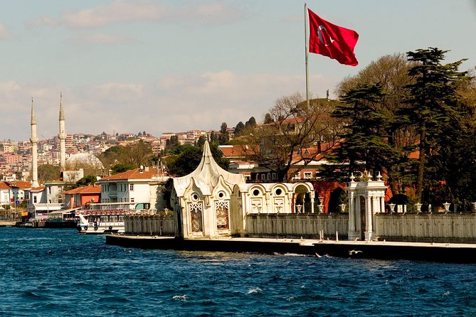 Bosphorus and Black Sea Half-Day Cruise From Istanbul Included Guide and Lunch - Reviews and Feedback