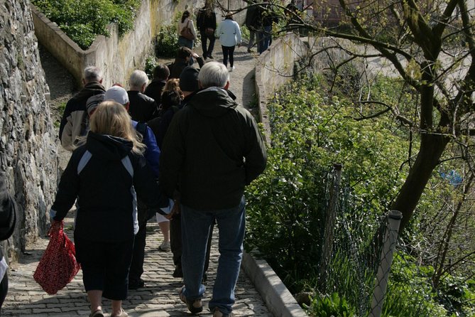 Bosphorus and Black Sea Half-Day Cruise From Istanbul Included Guide and Lunch - Historical Insights and Emphasis