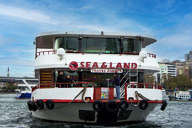 Bosphorus Cruise Boat Tour In Istanbul For 2 Hours - Meeting Point and Arrival