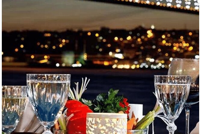 Bosphorus Dinner Cruise & Turkish Night Show in Istanbul - Cuisine and Dining