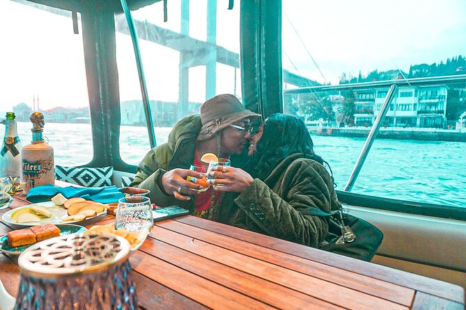 Bosphorus Dinner / Lunch Cruise - Private and Customizable - Reviews and Feedback Highlights