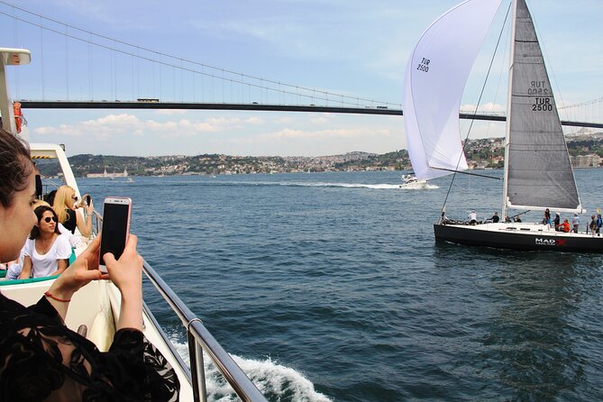 Bosphorus Yacht Cruise With Refreshments - Stopover at Kanlica - Comfortable Cruise Facilities and Informative Commentary
