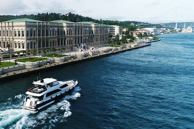Bosphorus Yacht Cruise With Stopover on the Asian Side - (Morning or Afternoon) - Included in the Cruise Experience