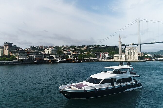 Bosphorus Yacht Cruise With Stopover on the Asian Side - (Morning or Afternoon) - Asian Side Stopover and Refreshments