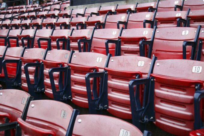 Boston: Boston Red Sox Baseball Game Ticket at Fenway Park - Securing Your Ticket