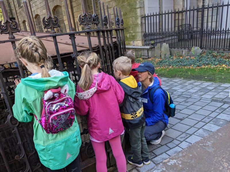 Boston by Little Feet Walking Tour: 60 Min Private Tour - Key Points