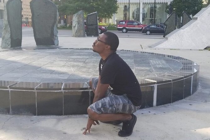 Boston City Scavenger Hunt by Wacky Walks - Explore Bostons Landmarks