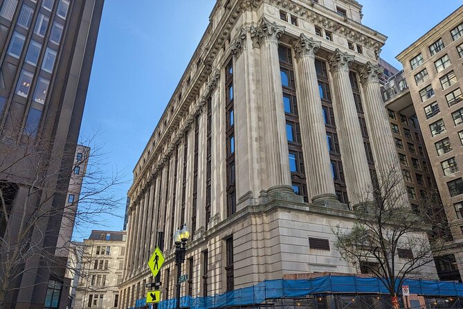 Boston Civil War and Abolition Movement: A Self-Guided Audio Tour - The Soldiers and Sailors Monument
