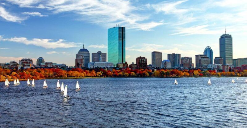 Boston Harbor: Fall Foliage Luncheon Cruise - Amenities and Inclusions