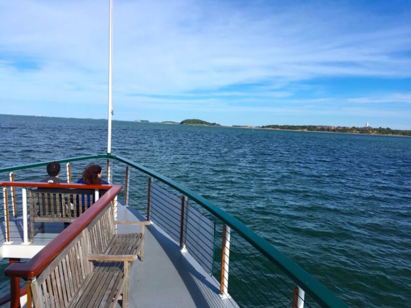 Boston Harbor: Fall Foliage Luncheon Cruise - Meeting Point and Important Information
