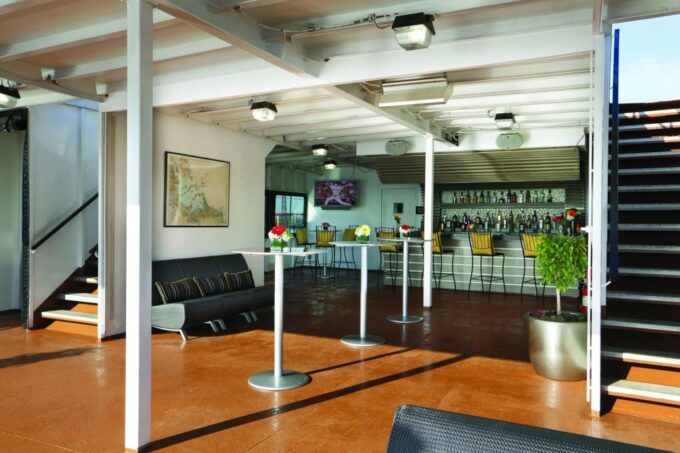 Boston Harbor: Gourmet Brunch, Lunch, or Dinner Cruise - Participant Details