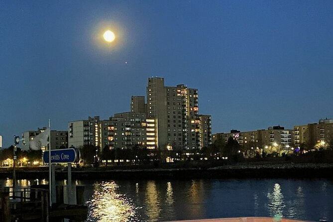 Boston Harbor Moonlight Cruise - Tips for an Enjoyable Experience