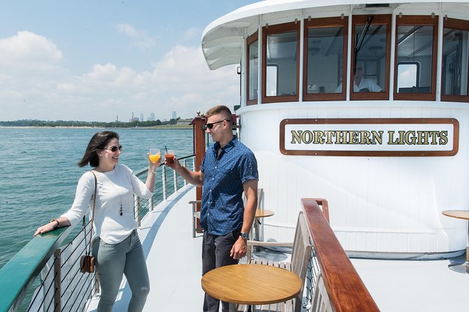 Boston Harbor Sightseeing Cruise - Cruise Duration and Capacity